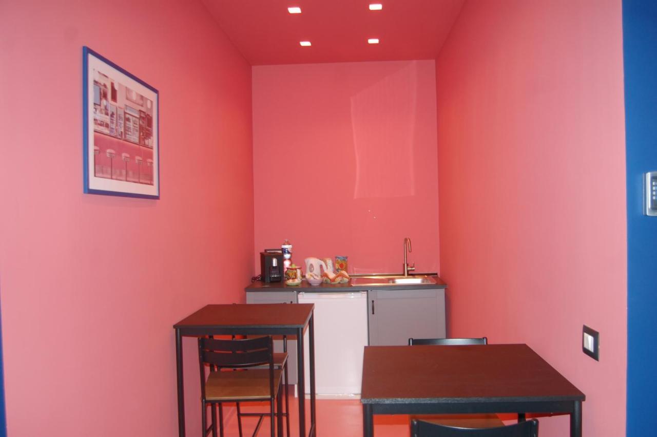 Dimora 81 Bed & Breakfast Syracuse Bagian luar foto